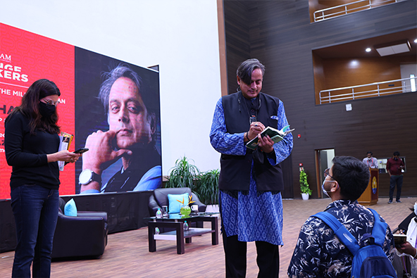 Sashi Tharoor